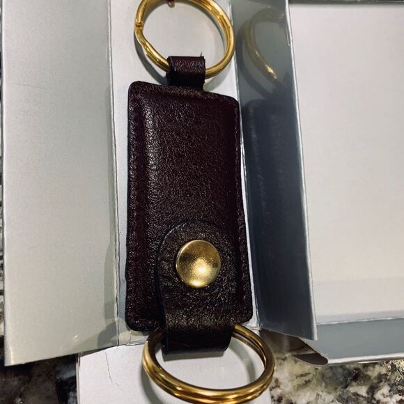 Wallet and Key Ring New - Picture 3 of 14